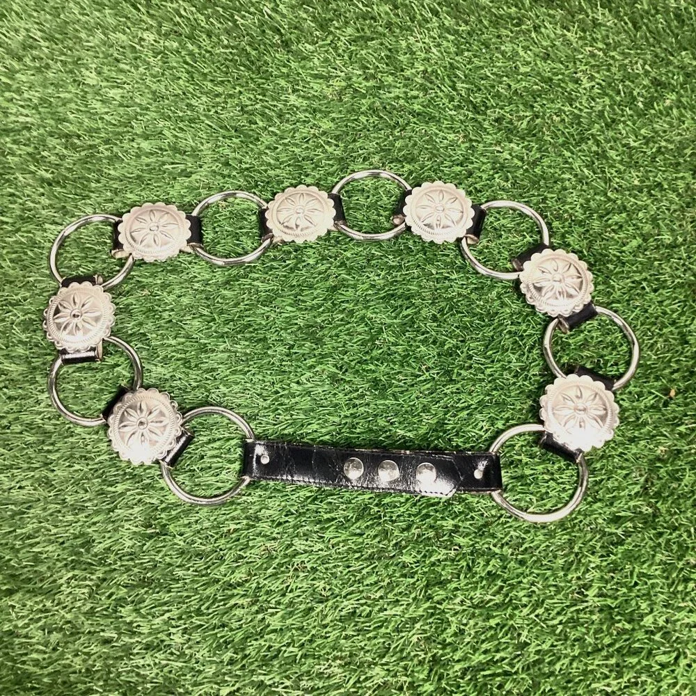 Vintage Leather Conch Ring Belt. M/L